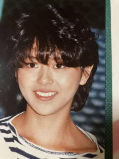 [x]小泉今日子「なんてったってアイドル」1986 - YouTube