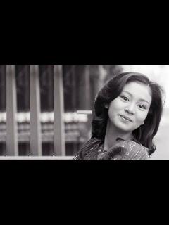 [x]70年代アイドル 片平なぎさ - YouTube