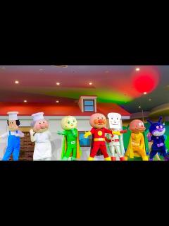 [x]新！横浜アンパンマンミュージアム！パンこうじょう前のひろばのショー見たよ〜！ - YouTube