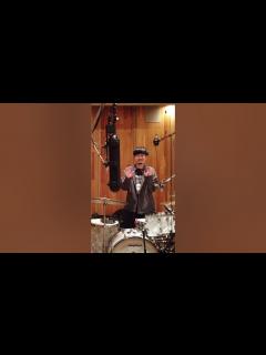 [x]秦 基博×草野マサムネ「ringo」オケREC風景🎥 #秦基博 #草野マサムネ #スピッツ - YouTube